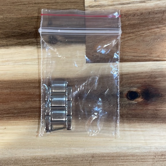 Bulova Watch - Picture 9 of 9